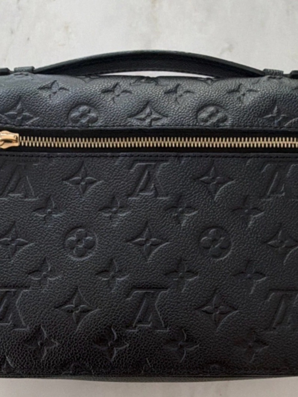 Louis Vuitton Black Monogram Empreinte Pochette Metis with Gold Hardware - Picture 5 of 11